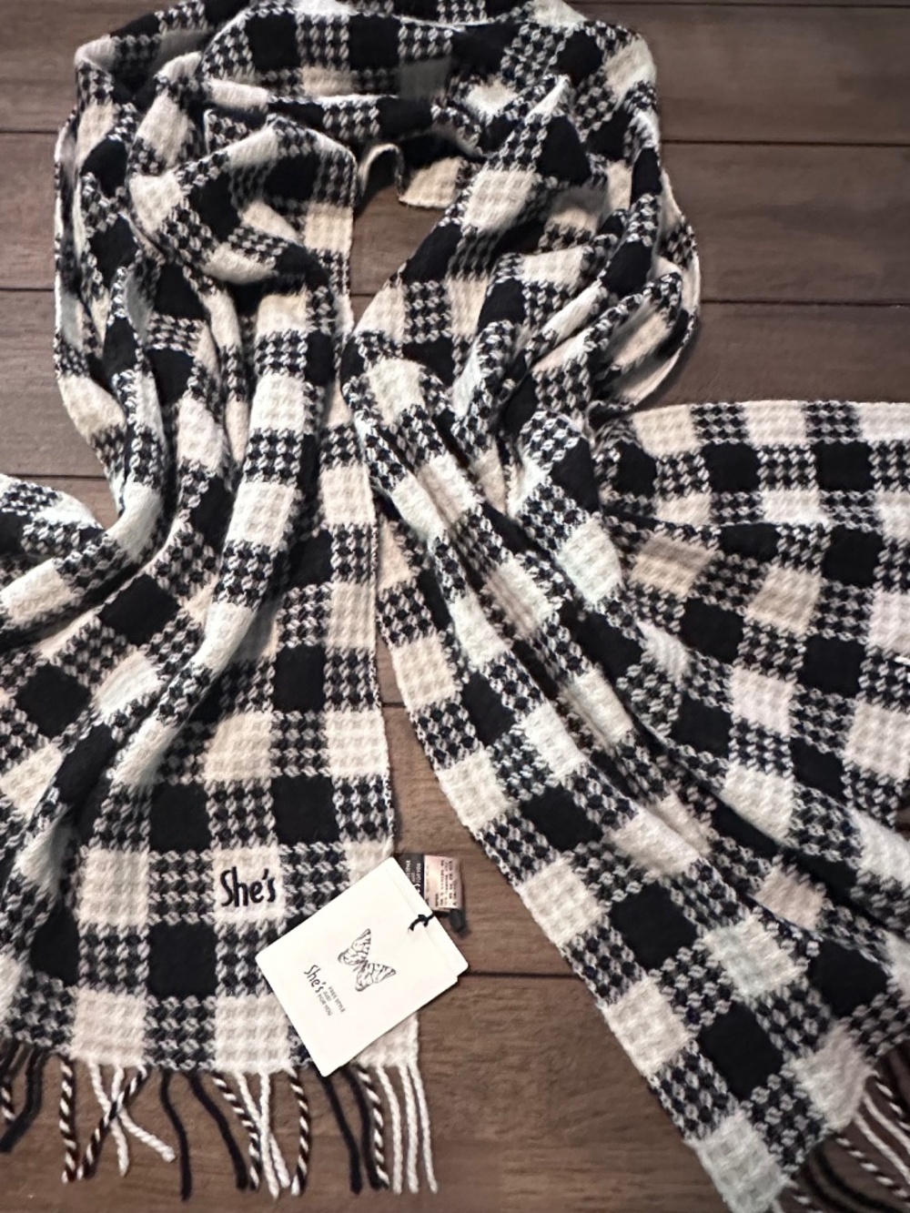 NWT Black and White Checkered Woven Scarf By She's 23" x 72"